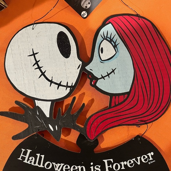 Disney Halloween Party Decor Set - Black and Orange - Picture 6 of 16